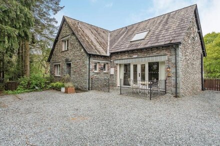 4 bedroom accommodation in Grasmere