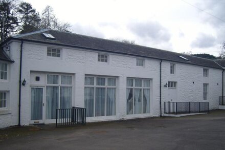 THECOACH HOUSE, 2 TELFORD MEWS, BEATTOCK, MOFFAT