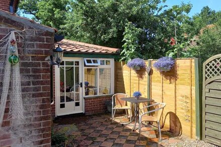 Delightful, dog-friendly, peaceful accommodation for two with off-road parking.