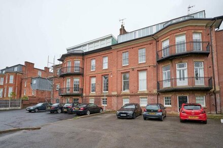 Stunning 2 Bedroom Apartment in Preston