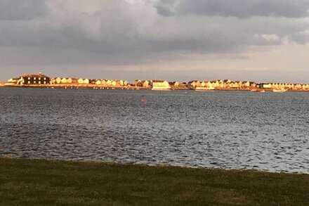 Lovely house by the water in Mudeford