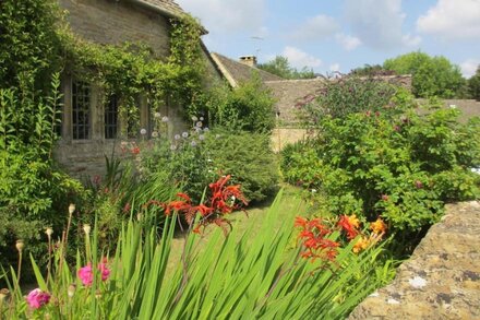 Traditional, self catering holiday cottage in Upper Slaughter, The Cotswolds