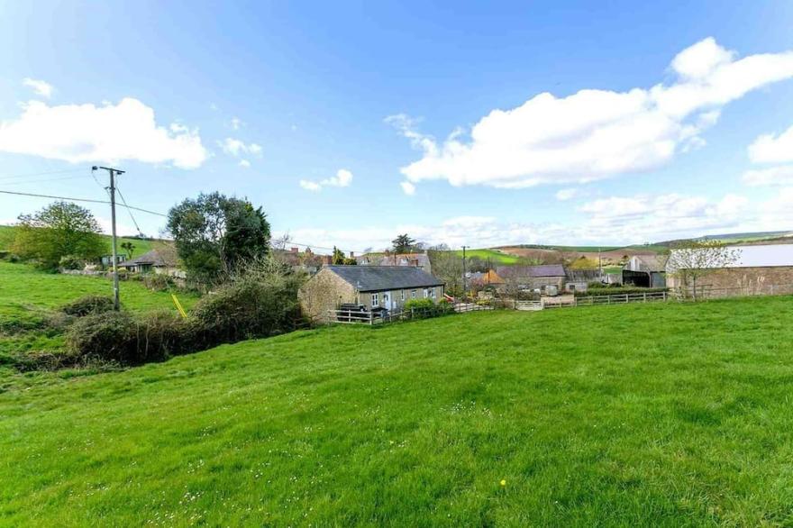 The Brambles - one bedroom Country Cottage near Dorset Coast.