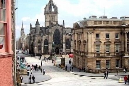 On the Royal Mile, Lawnmarket, Old Town, Edinburgh