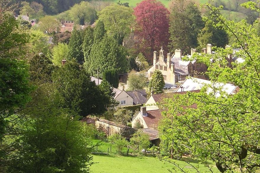 Cosy Victorian Cottage in Chedington, West Dorset