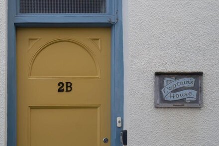 Holiday Cottage In Appledore