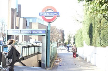 Westminster Maida Vale spacious and elegant 2 bedroom victorian flat