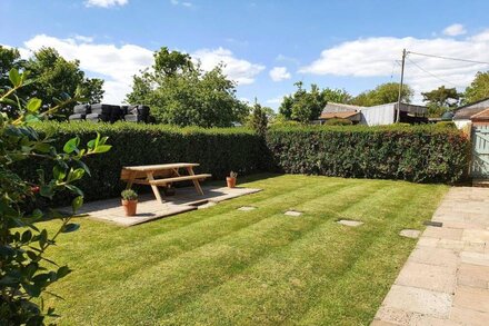 150 Year Old Converted Sussex Barn Surrounded By Unspoilt Countryside