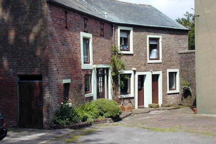 Stunning Coach House - views across the Solway - sleeps 4