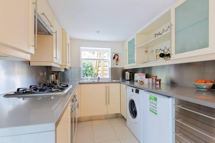 | Exquisite Quiet Garden Flat | Hackney | Dalston |