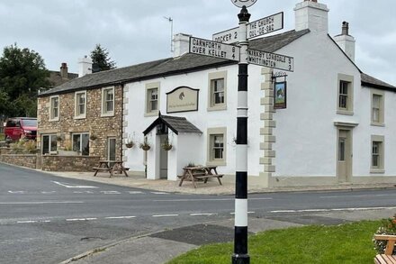 Apartment with hot tub near Lake District