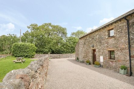 BYRE COTTAGE, family friendly in Appleby-In-Westmorland