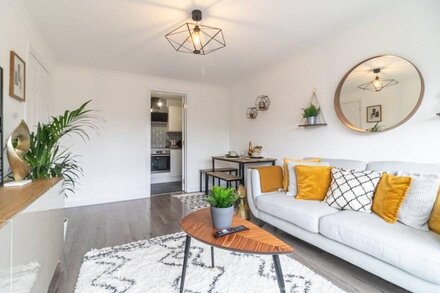 Luxury Glasgow flat in the heart of the West end