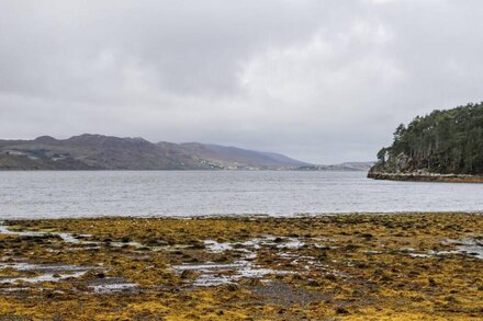 CHURCH HOUSE, with a garden in Poolewe