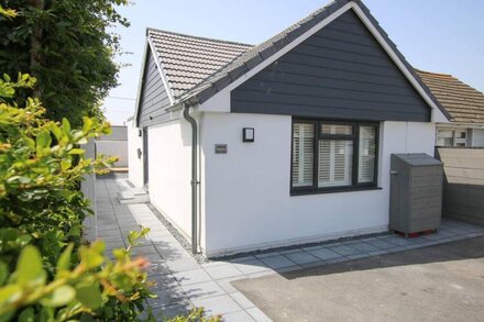 Sand Dunes - Bungalow | Open Plan | Coastal