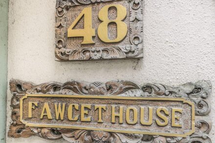 FAWCET HOUSE, pet friendly, country holiday cottage in Whitby