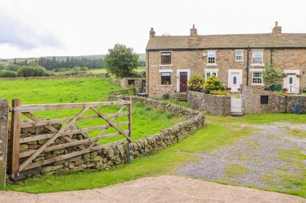 2 WEST HASWICKS, pet friendly, character holiday cottage in Westgate