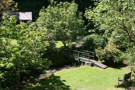 MILL COTTAGE, family friendly, character holiday cottage in Tintagel