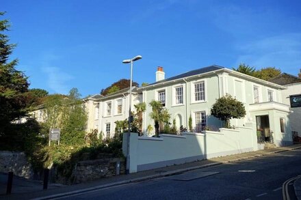 Regency Villa in the Heart of The Cornish Capital