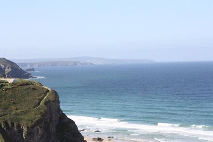 ST IVES VIEW, family friendly, luxury holiday cottage in Porthtowan