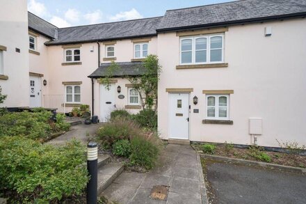 AMBER COTTAGE, pet friendly, with a garden in Cark In Cartmel