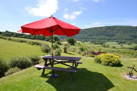 Carnedd Llywelyn - Two Bedroom House, Sleeps 5