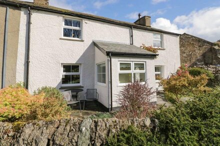 14 LOW ROW, pet friendly, with open fire in Cark In Cartmel