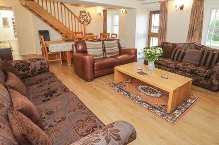 BRYN DEDWYDD FARMHOUSE, pet friendly, with open fire in Betws-Y-Coed