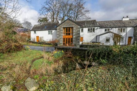 CORN COTTAGE, pet friendly in Water Yeat, Coniston Water