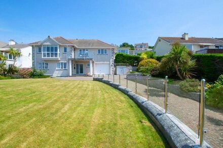 Gwyns An Mor - Four Bedroom House, Sleeps 8