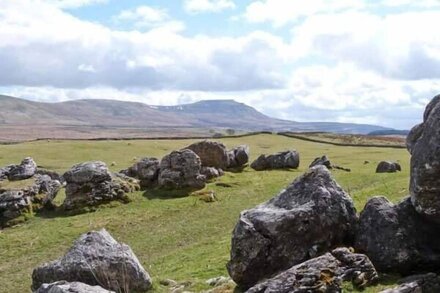 HARBER SCAR, pet friendly, with open fire in Horton-In-Ribblesdale