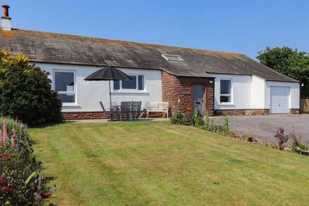 WEST CROFT, pet friendly, country holiday cottage in Mawbray