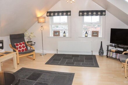 KIRKBY HOUSE, pet friendly, character holiday cottage in Whitby