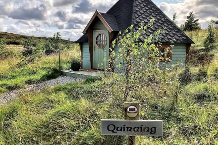 Skye Eco Bells  Glamping - Recharge yourself off-grid