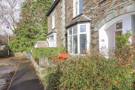 Fernleigh delightful pet friendly cottage central Ambleside.Garden and parking.