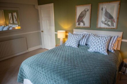 The Beeches - Chatsworth Apartment (1) - Sleeps 4