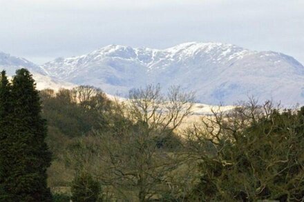 BECKS FOLD, family friendly, with open fire in Coniston