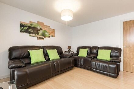 Stylish 2 Bedroom Apartment Aberdeen City Centre