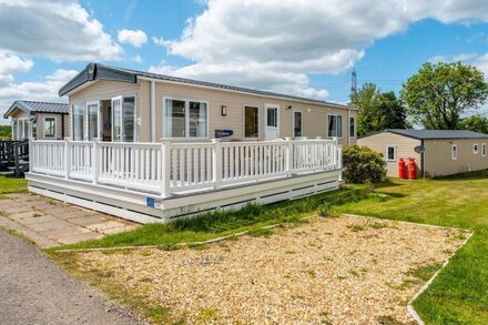 Pass the Keys | Luxury brand new 2 bedroom pet friendly caravan