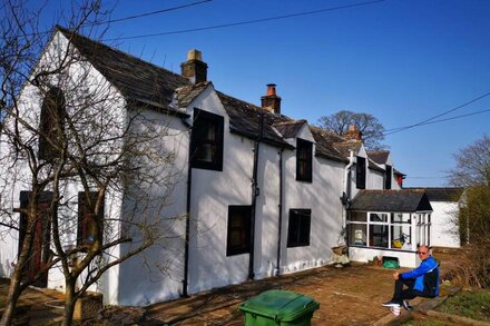 A unique 1750's Lakeland Farmhouse in own grounds. 15 mins from Ullswater Lake