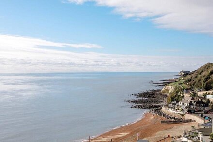 2 bedroom accommodation in Ventnor