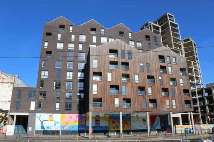 Toothbrush Apartments - Ipswich Waterfront - Quayside