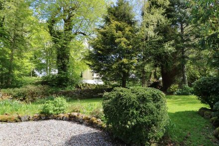 UPPER BRACKENDALE, family friendly, with a garden in Taynuilt