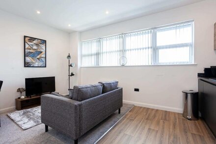 Contemporary 2 Bedroom Apartment in Bolton