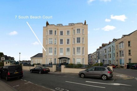 7 South Beach - Steps From the Beach, Sea Views