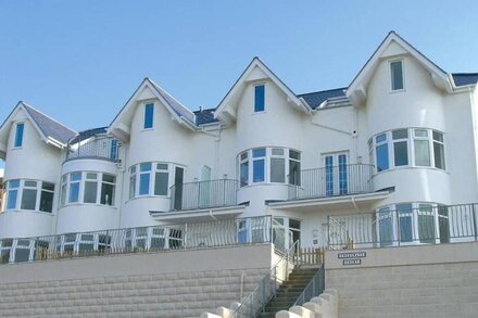 Kittiwake - Three Bedroom House, Sleeps 6