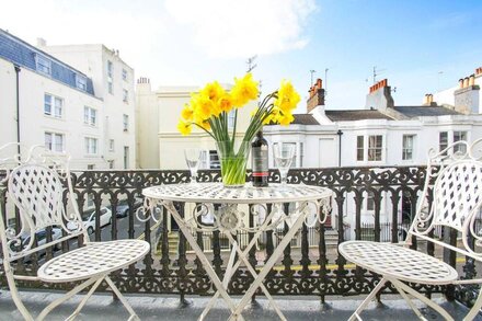 Sillwood Balcony Apartment | by Brighton Holiday Lets