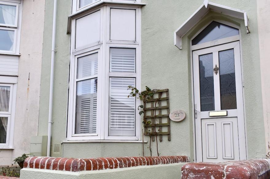 3 bedroom accommodation in Weymouth