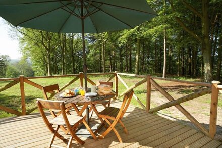 Deerpark Lodge sleeps six people and is perfect for a quiet getaway. Dog-friendly.