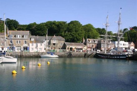 St. George's, Padstow